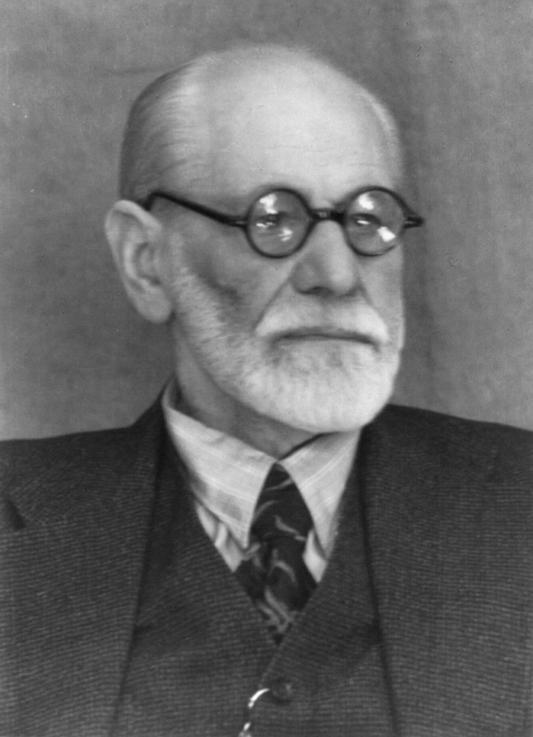 http://www.wikidoc.org/images/6/6f/Sigmund_Freud-loc.jpg