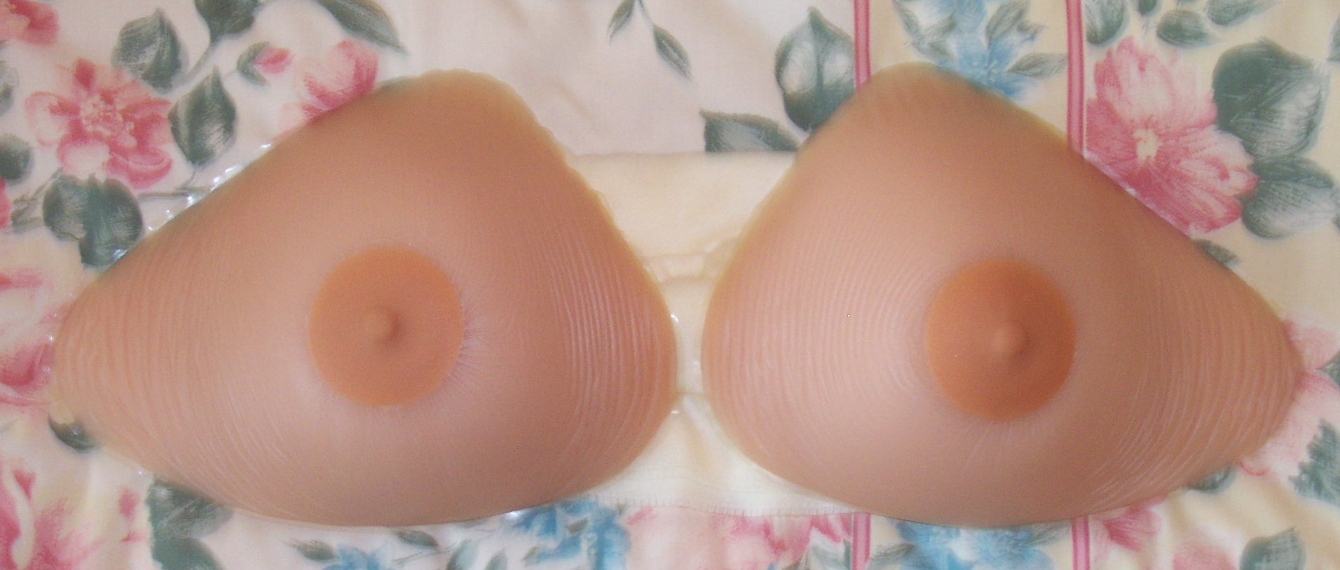 File:Discrene Breast forms.JPG